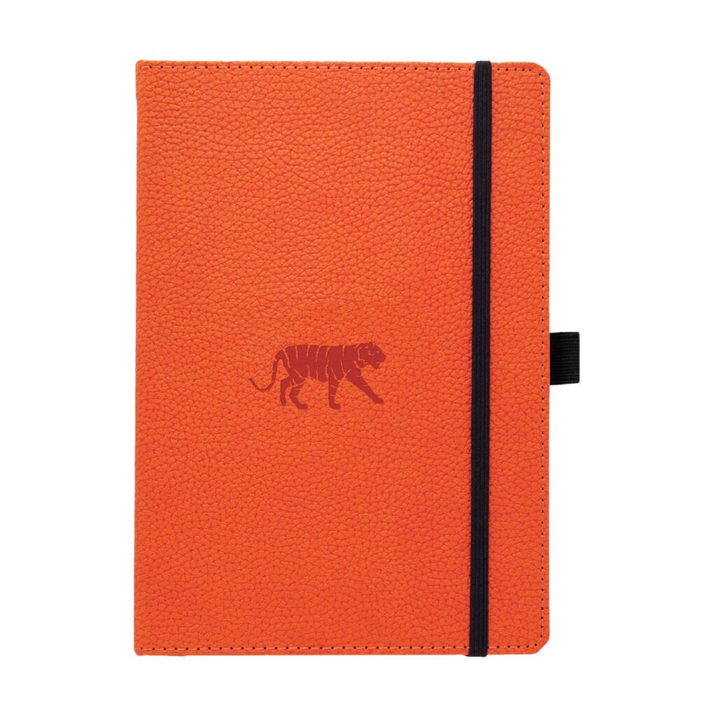 Oranje notitieboek met tijgermotief en zwarte band