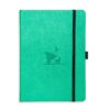 Groen notitieboek met zwart elastiek en gedrukt dierenmotief op de voorkant