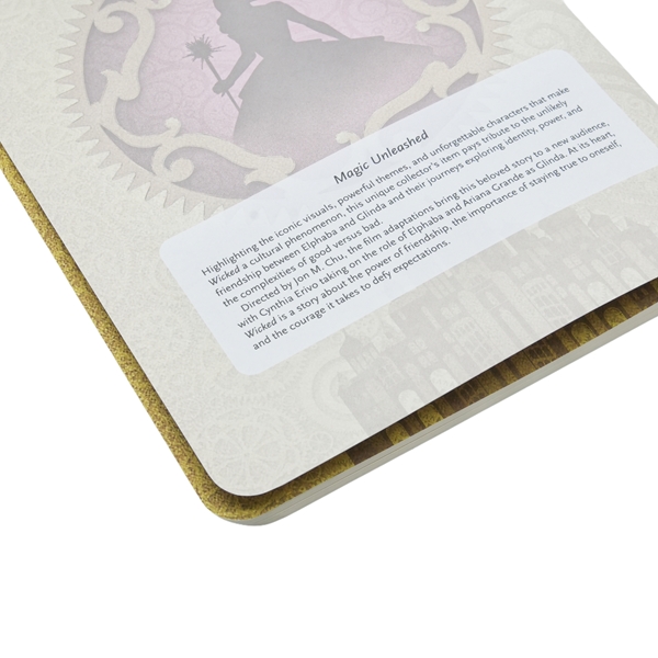 9781408765036 Magic Unleashed - Dot Grid - A5 - Interior 1 Inhoudsblad van een notitieboek met dot-grid en magisch thema