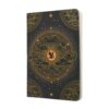 Zwart notitieboek met gouden draken- en wolkenontwerp op de voorkant