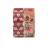 Twee rollen washi tape met bloemen- en geometrisch patroon op witte achtergrond