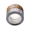 Rol washi tape met bloemenpatroon op witte achtergrond