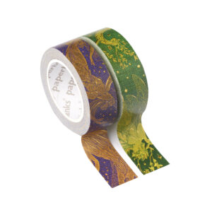 Twee rollen washi tape met paarse en groene ontwerpen en gouden details